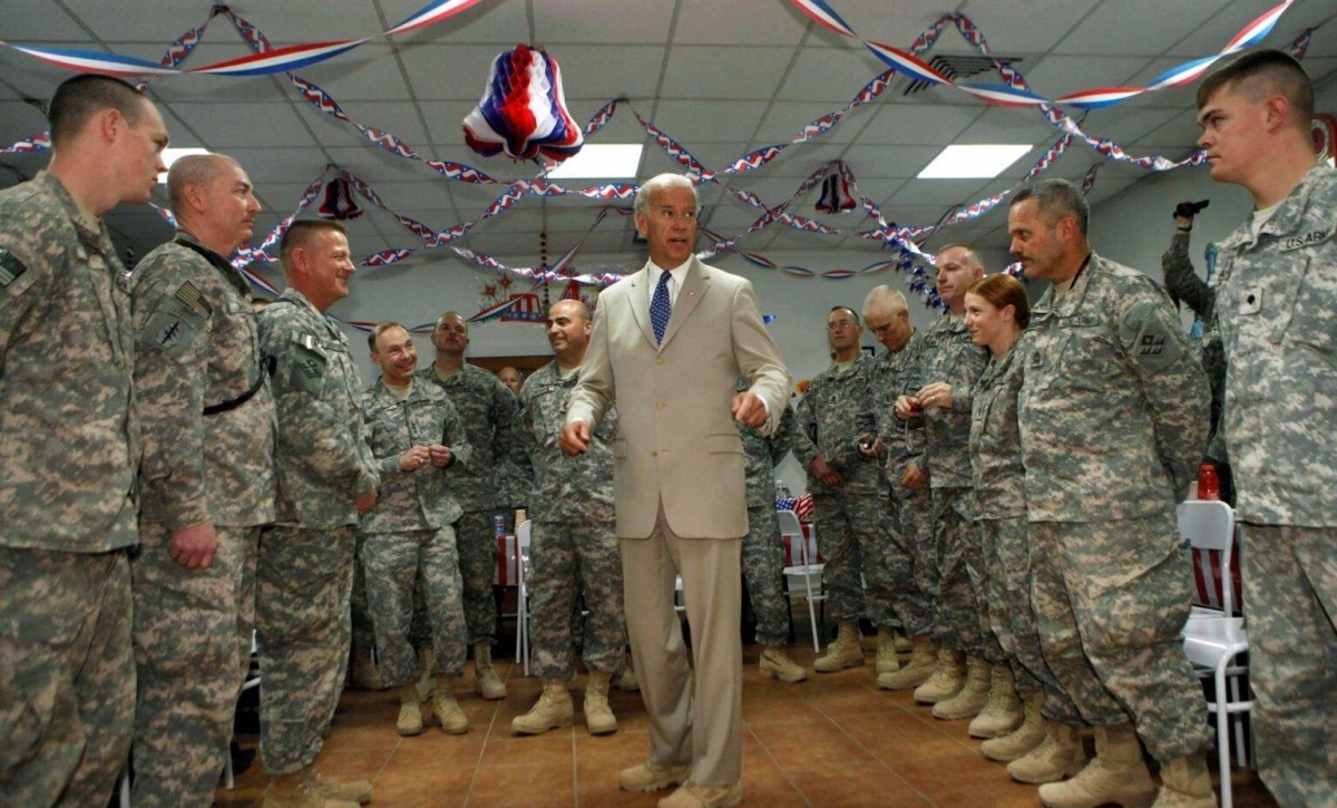 

جو بايدن إبان حرب العراق