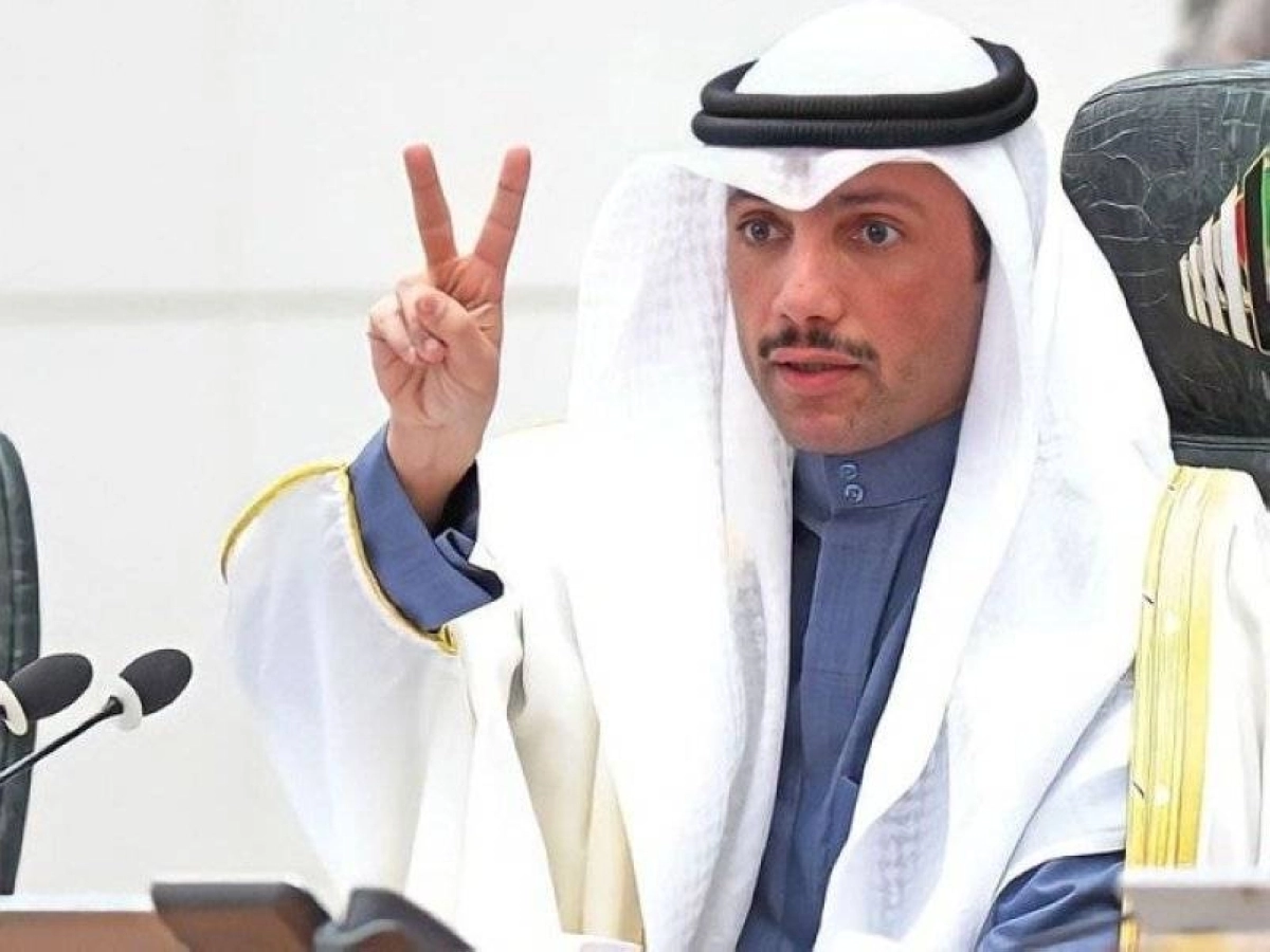 

مرزوق الغانم