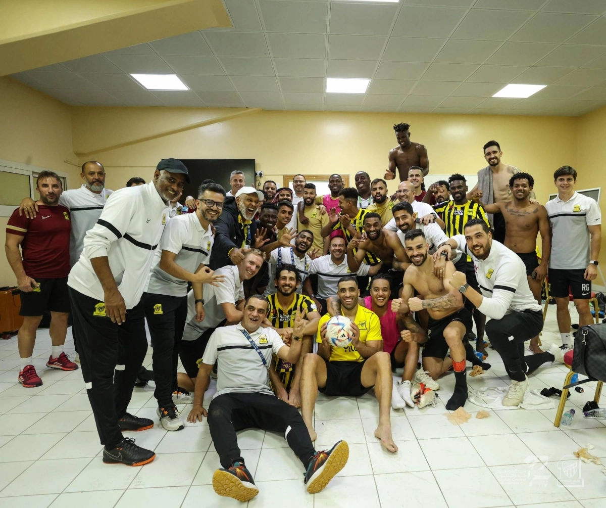 

الاتحاديون يحتفلون