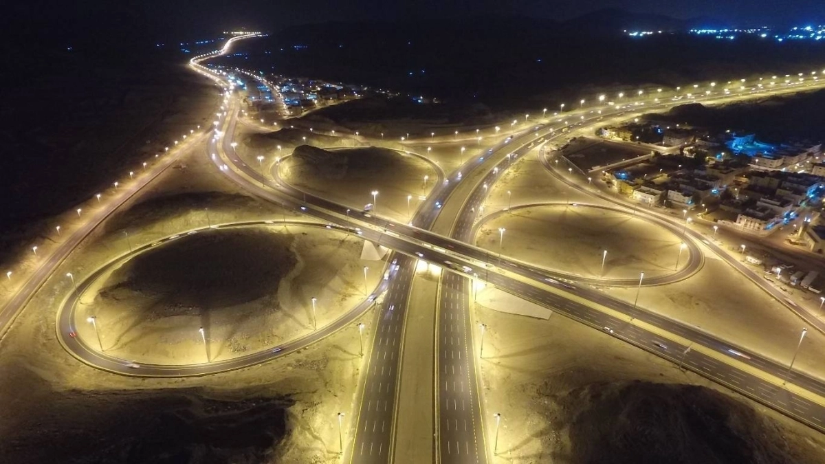 إنارة شاملة للطرق (مكة)