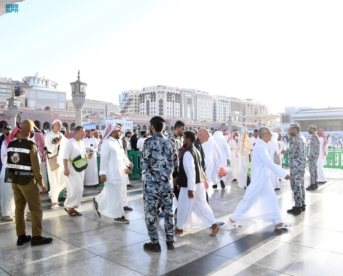 

دور مقدر لرجال الأمن في التنظيم             (مكة)
