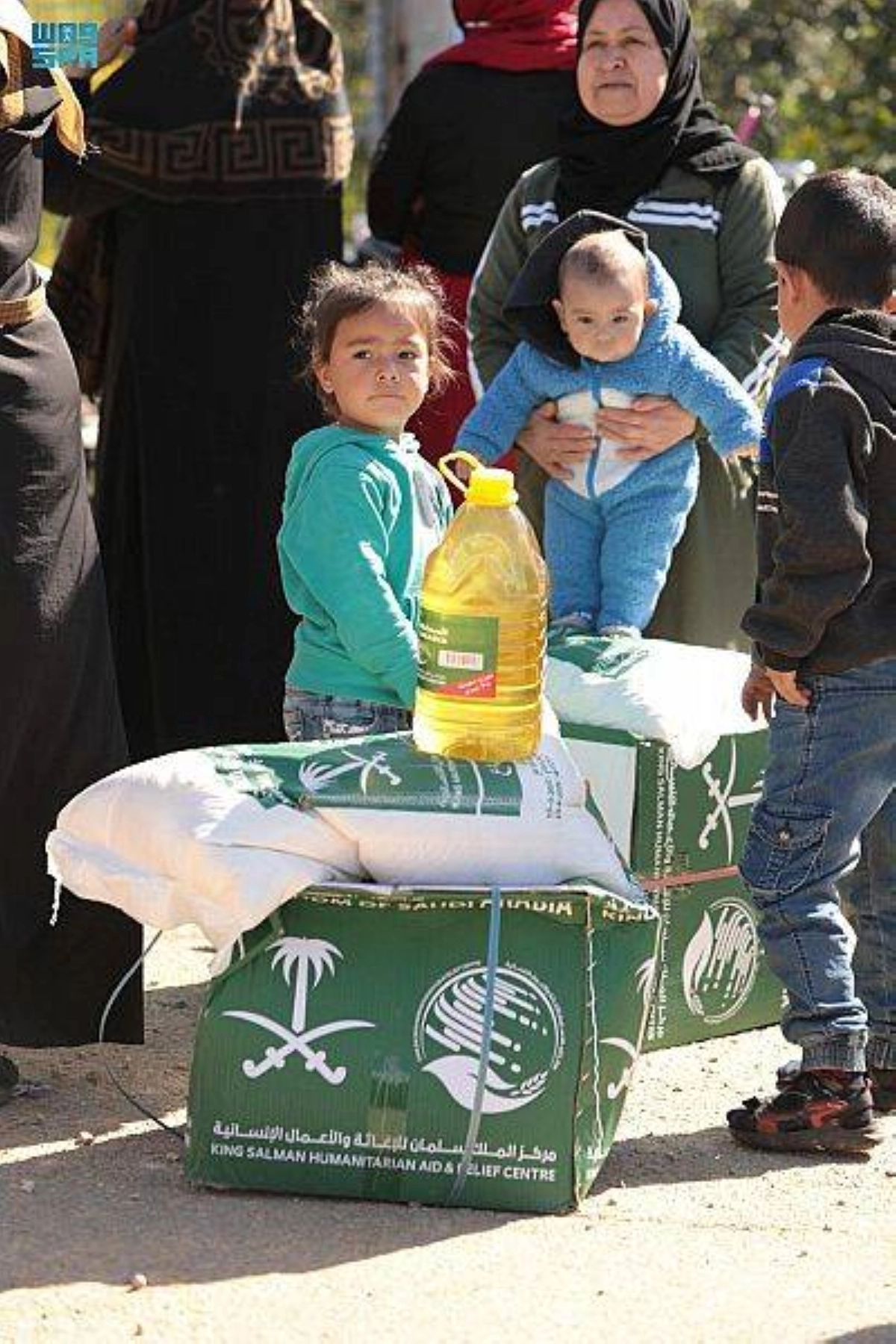 

أسرة فلسطينية     (واس)