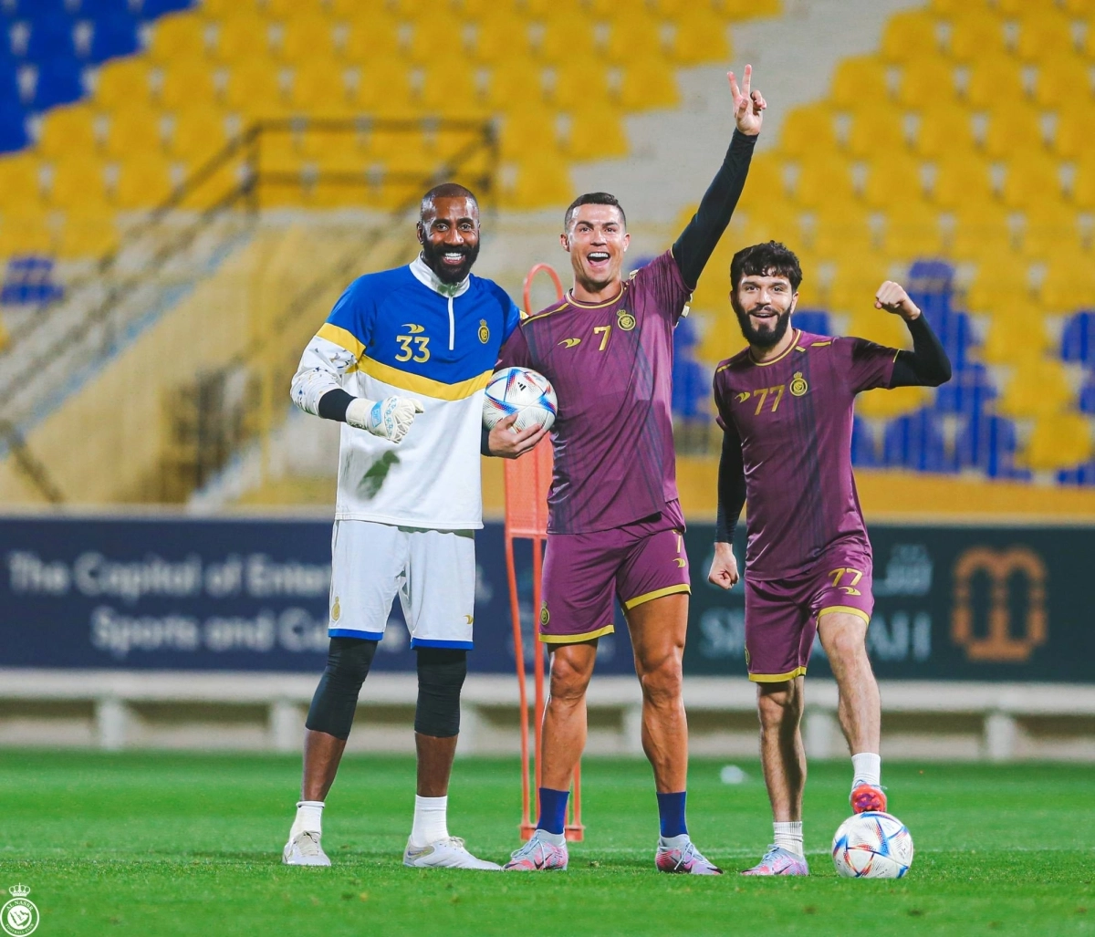 

رونالدو خلال تدريبات النصر