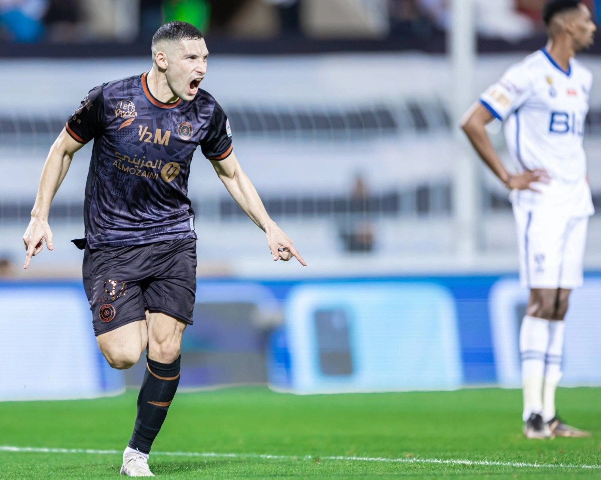 

جوانكا بعد تسجيله الهدف الثاني