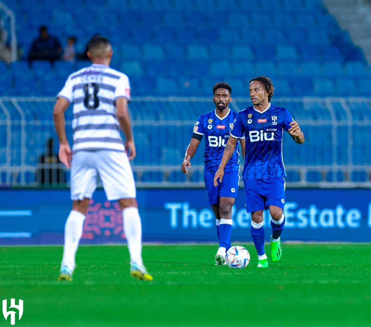 

الهلال الطائي