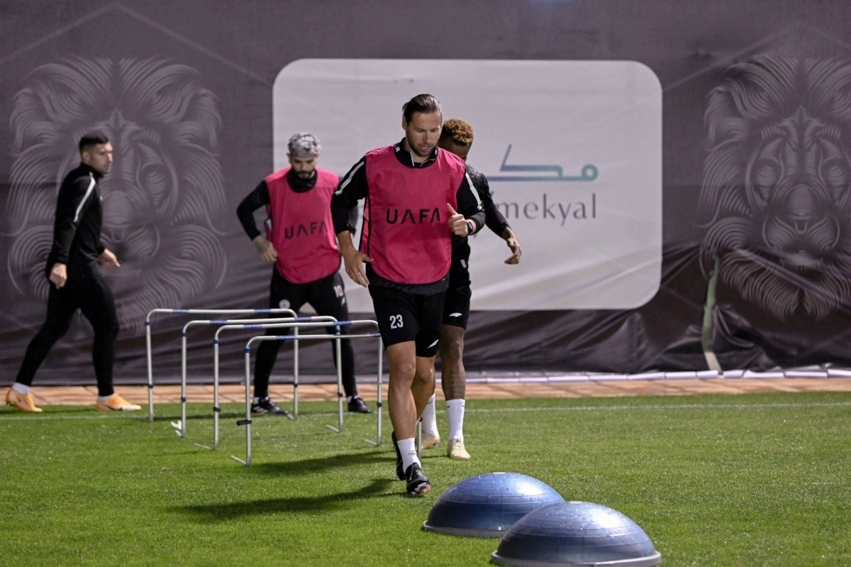 

من تدريبات الشباب