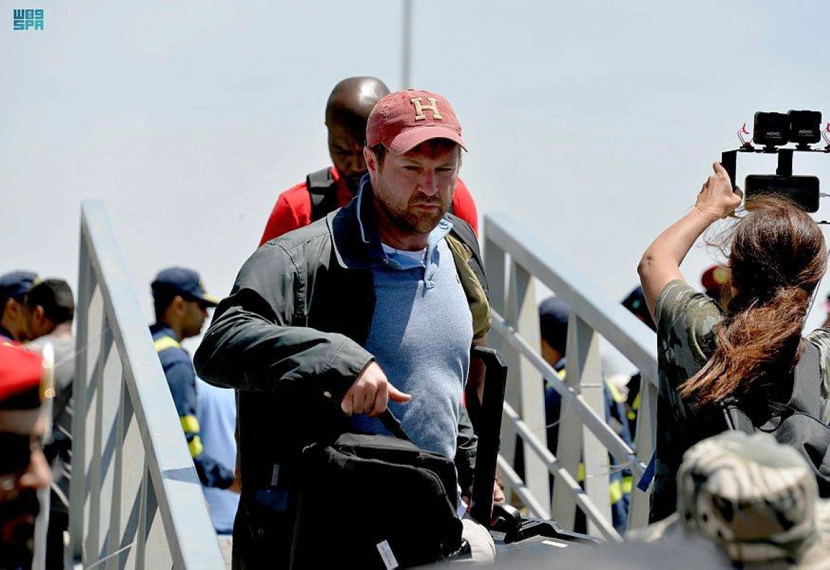 مواطن أوروبي لدى وصوله قادما من السودان