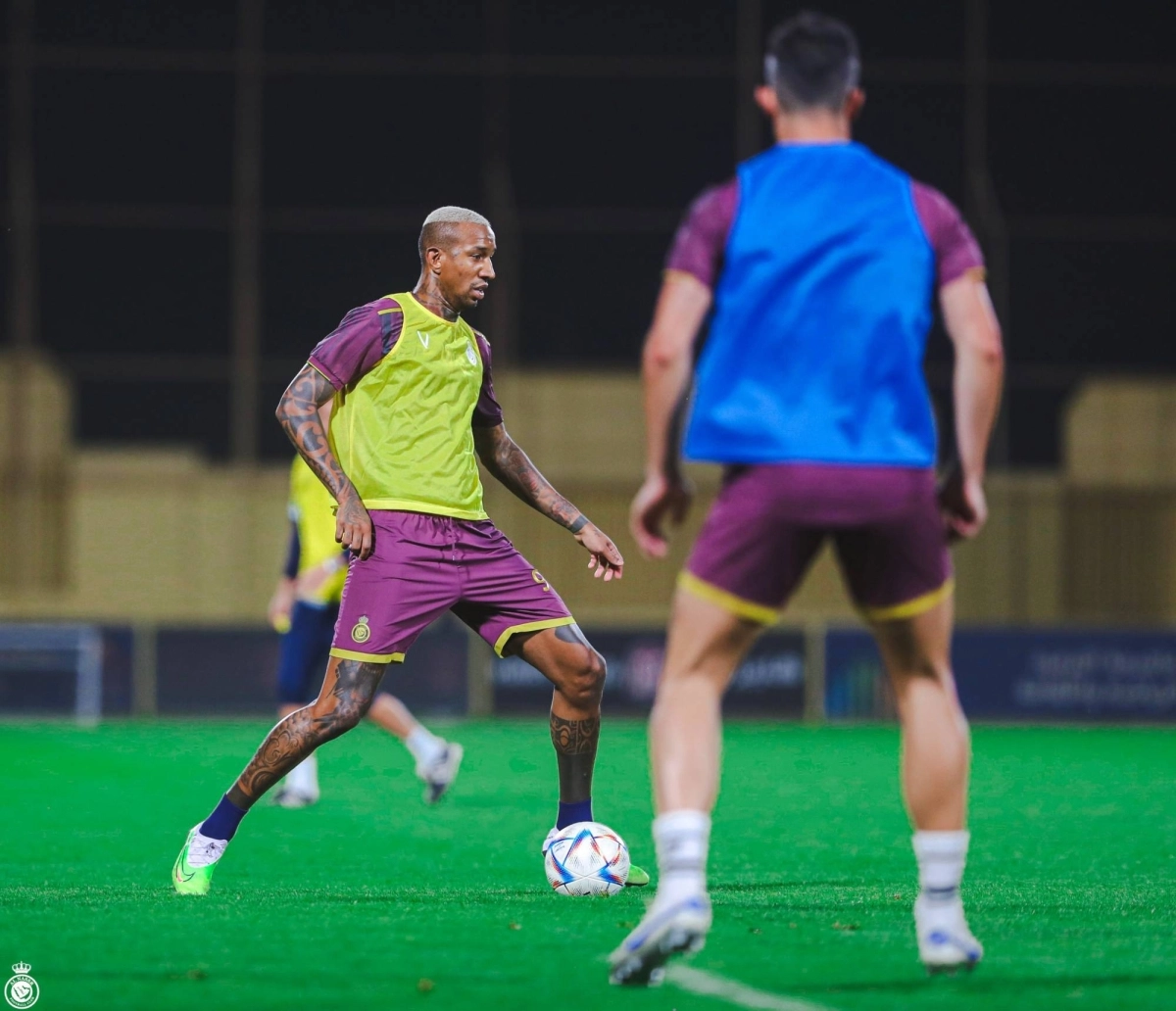 

تاليسكا خلال تدريبات النصر