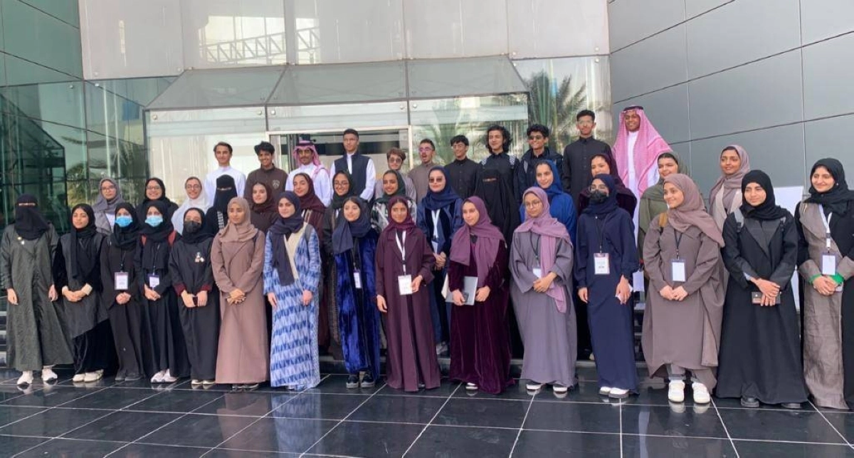 

المنتخب السعودي للعلوم والهندسة                                               (مكة)