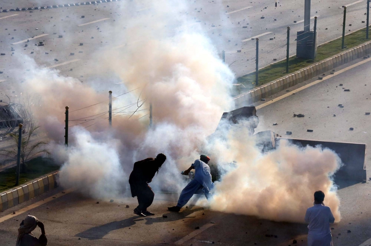 أعمال عنف وفوضى واسعة