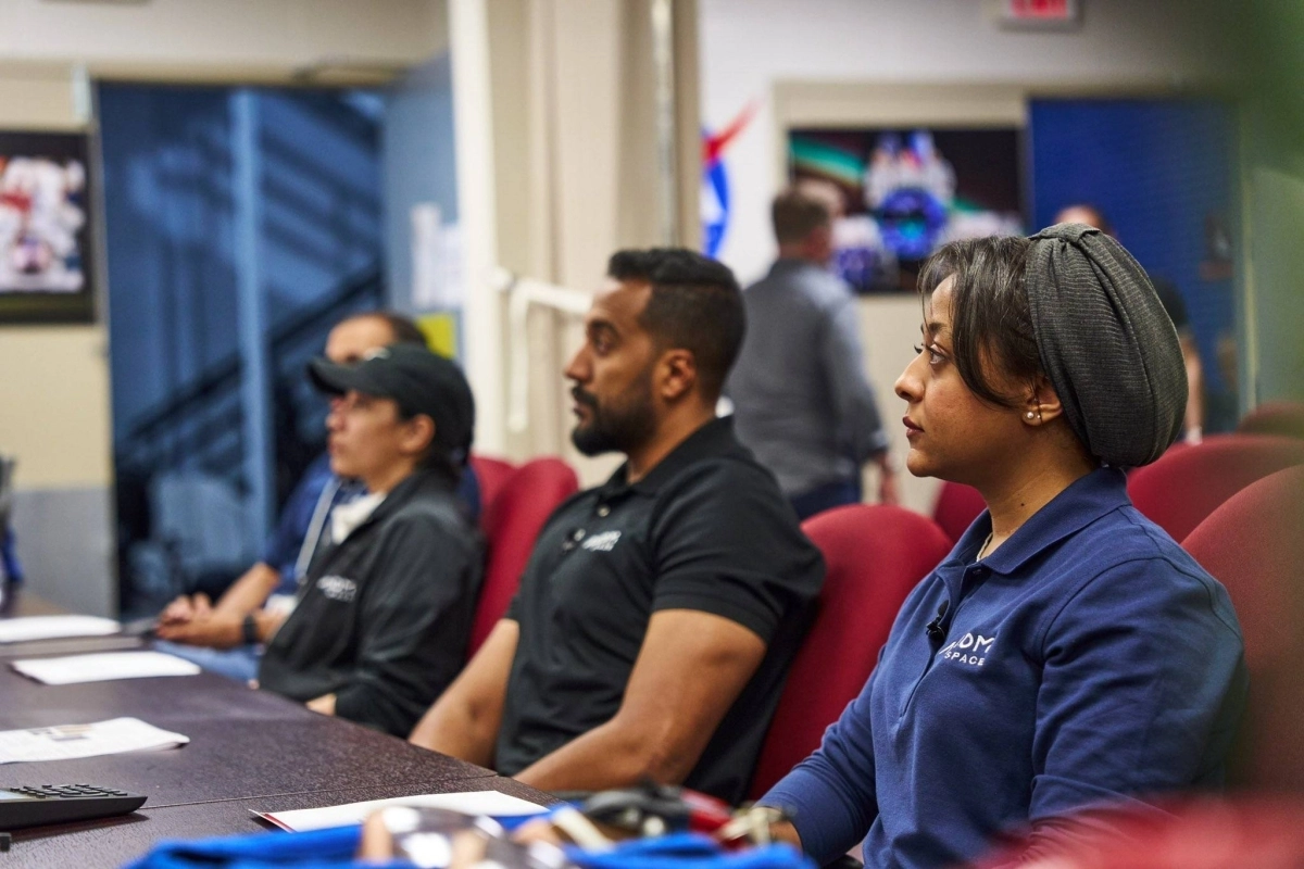 

رائدا الفضاء السعوديان أكملا فترة التدريب بنجاح                            (مكة)