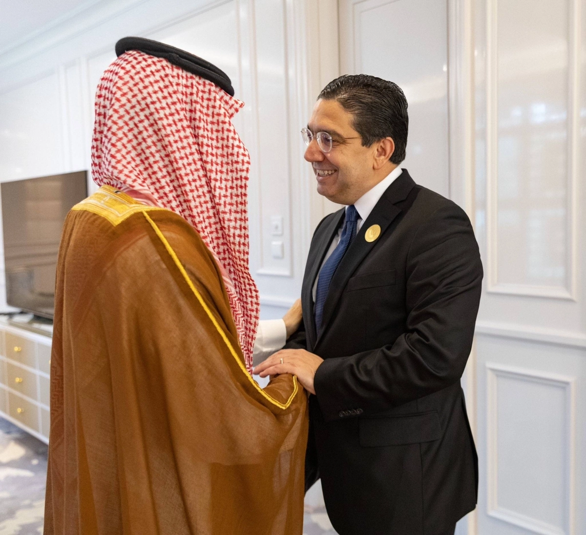 ترحيب بوزير خارجية المغرب