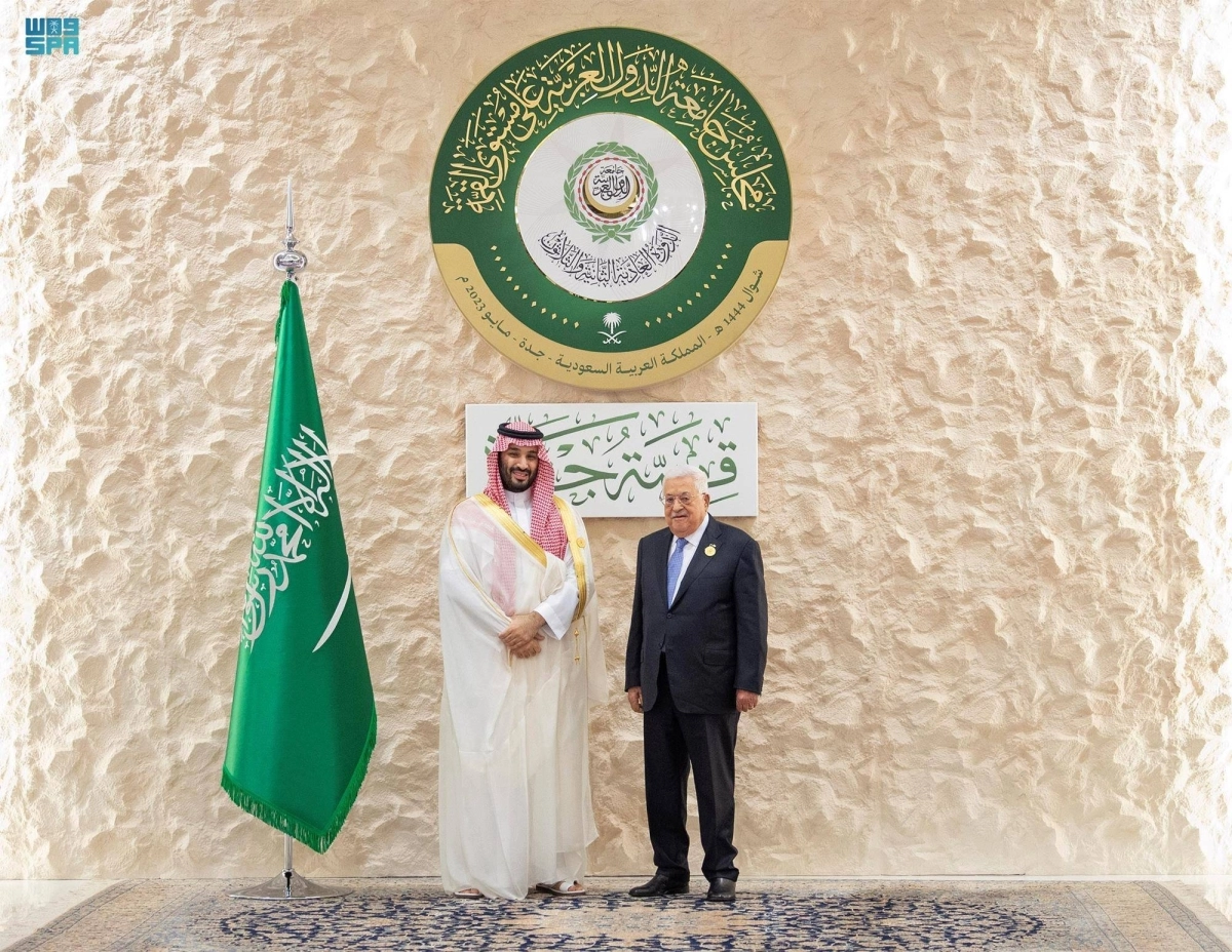 ويرحب بالرئيس الفلسطيني