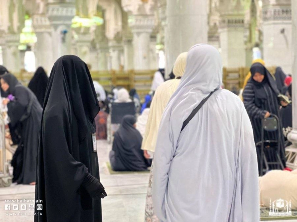 

متابعة مستمرة لخدمة القاصدات              (مكة)