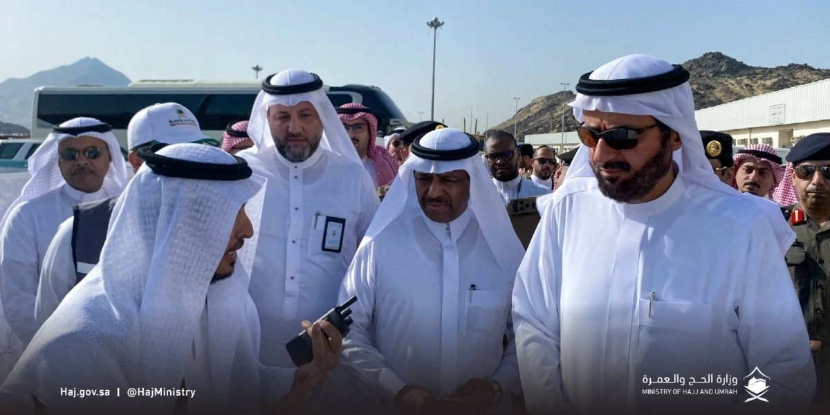 

الربيعة خلال تدشينه الفرضية                  (مكة)