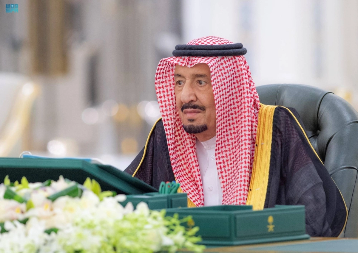 

خادم الحرمين لدى ترؤسه جلسة مجلس الوزراء                                                                        (واس)