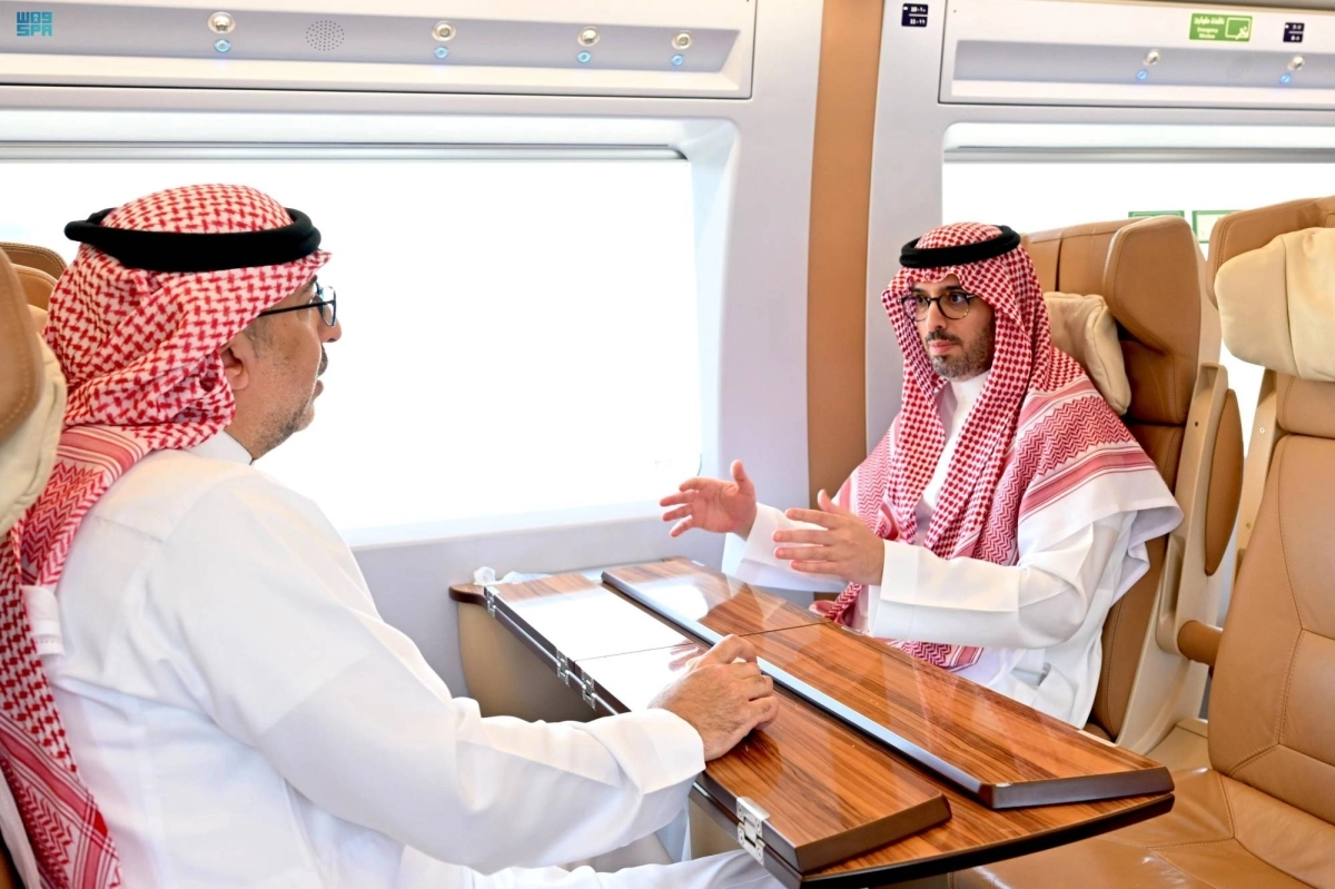 سنتقل عبر القطار الى محطة المطار (مكة)