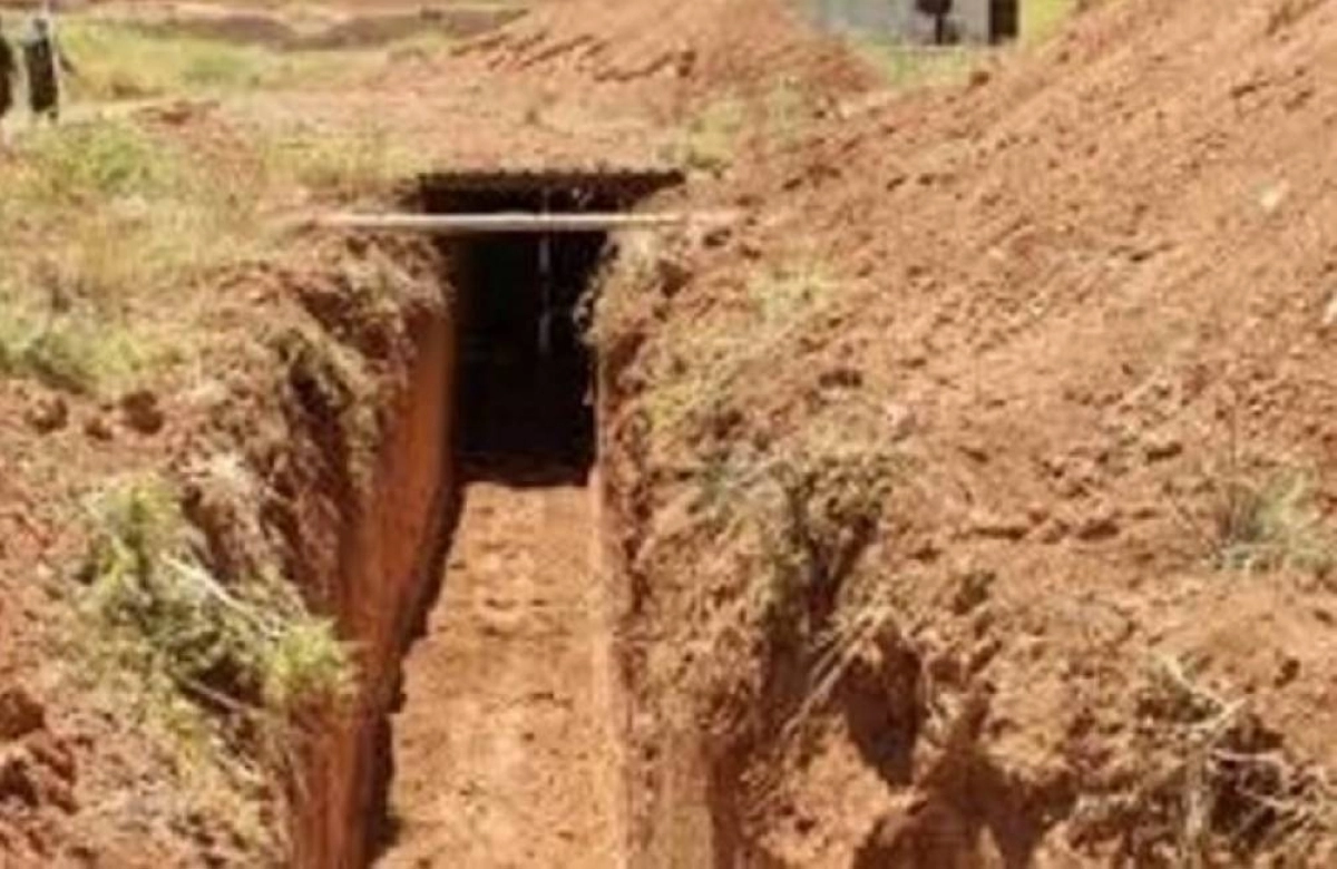 

من الخنادق الحوثية بمأرب                              (مكة)