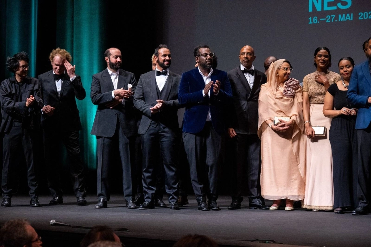 2A263F99-56B4-4980-986E-8B2AC78C6BFC