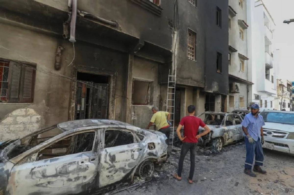 

آثار الضربات الجوية على الزاوية الليبية                                           (مكة)