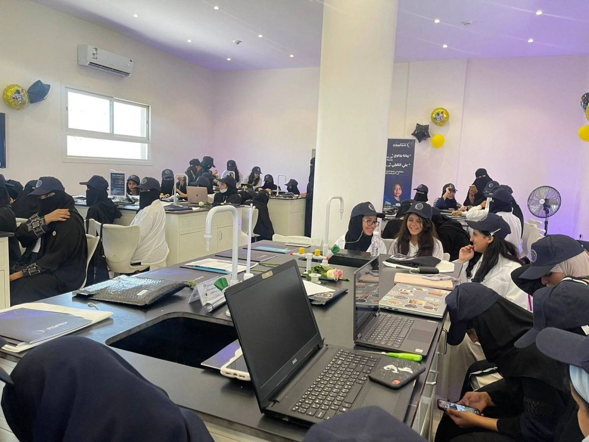  مشاركة مكثفة من الطالبات (مكة)