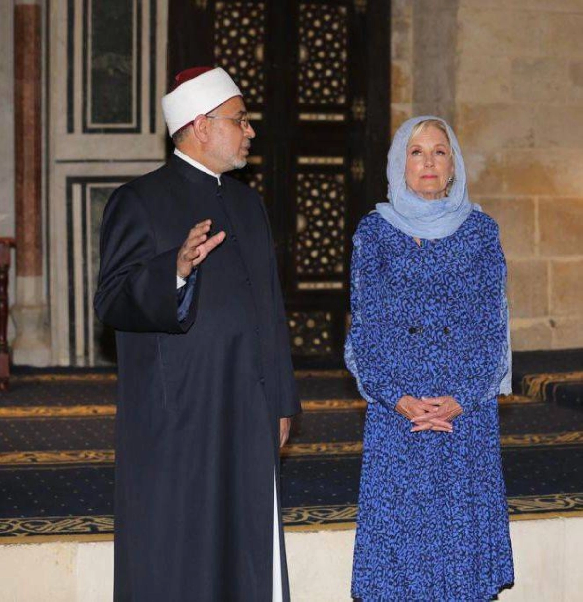 زوجة الرئيس الأمريكي بزي عربي