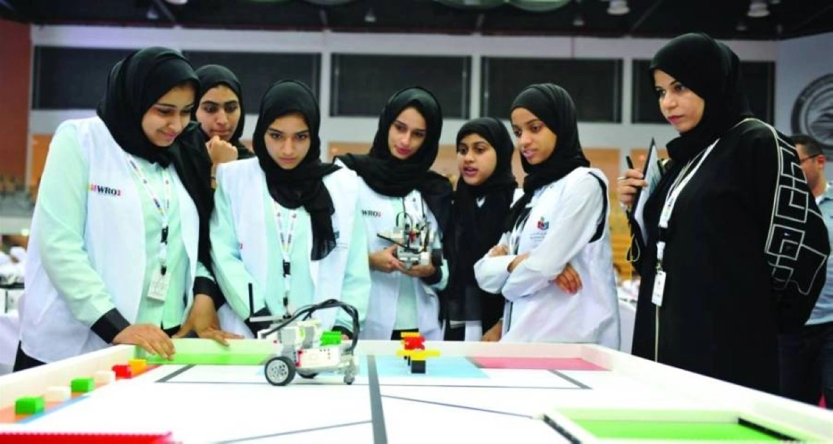 معسكر سايبر للفتيات  