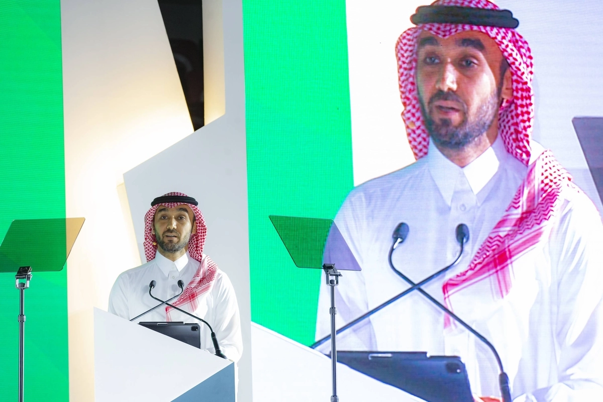 

عبدالعزيز بن تركي