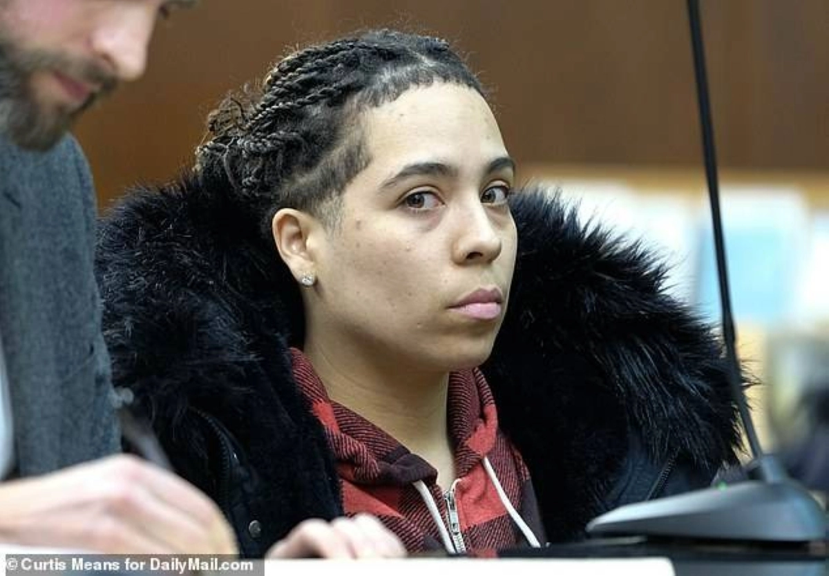 

القاضية إيلين كانون