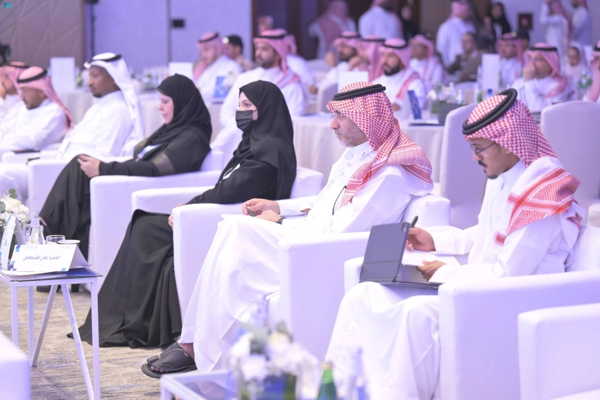 

جانب من ورشة العمل                  (مكة)