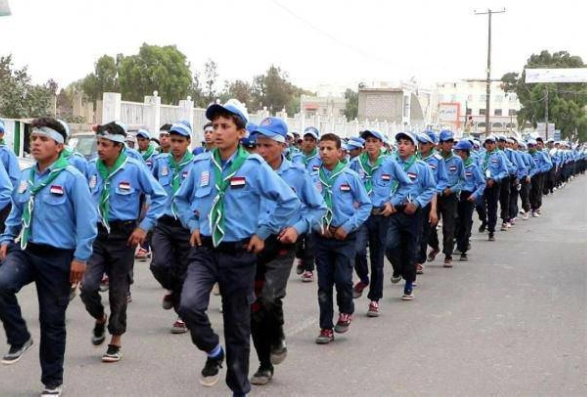 

من طلبة المراكز الصيفية الحوثية                                       (مكة)