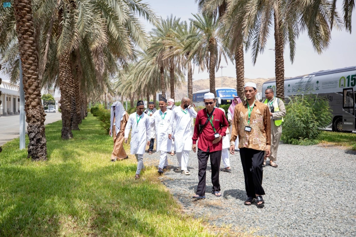 الضيوف داخل المجمع (مكة)