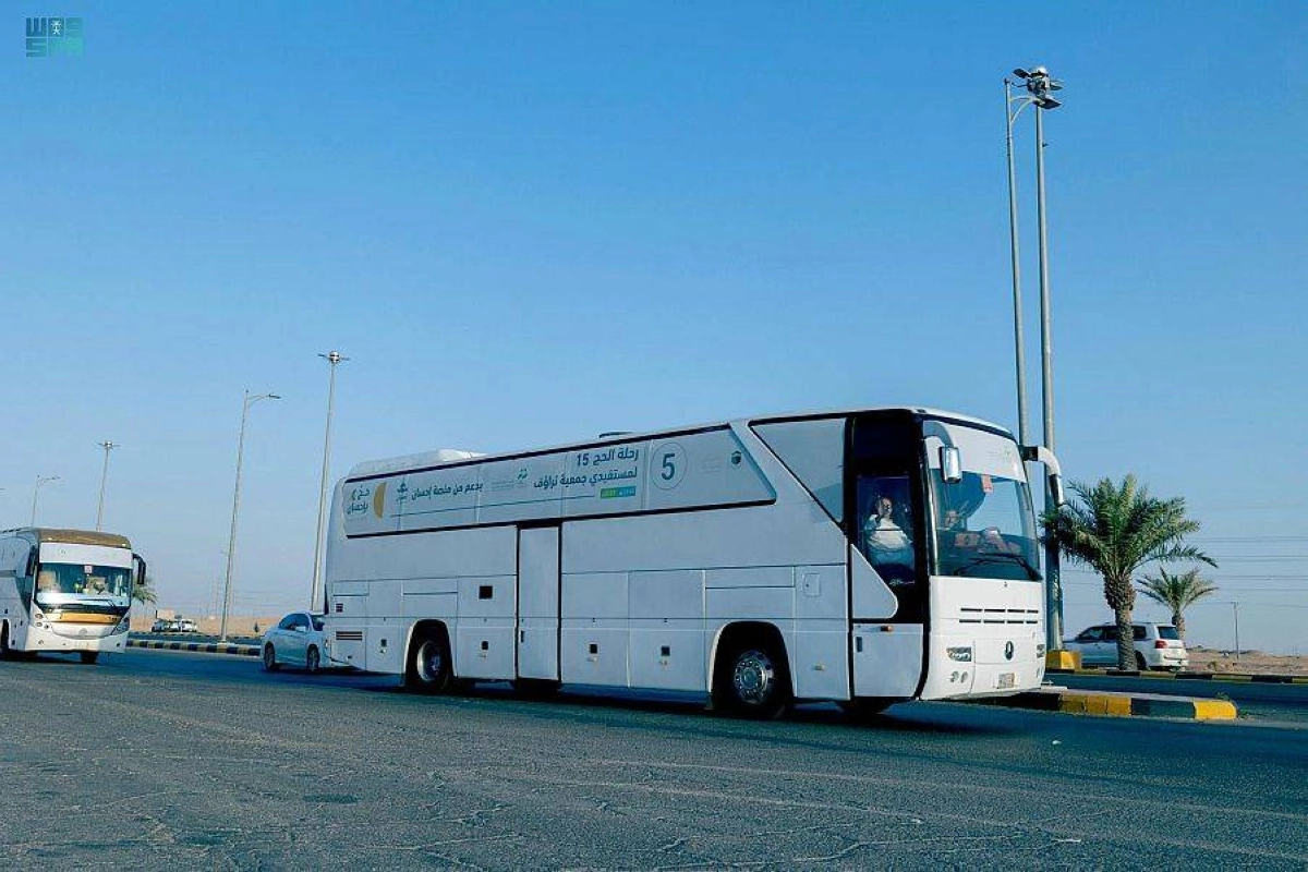 حافلات تقل الحجاج الأيتام (مكة)