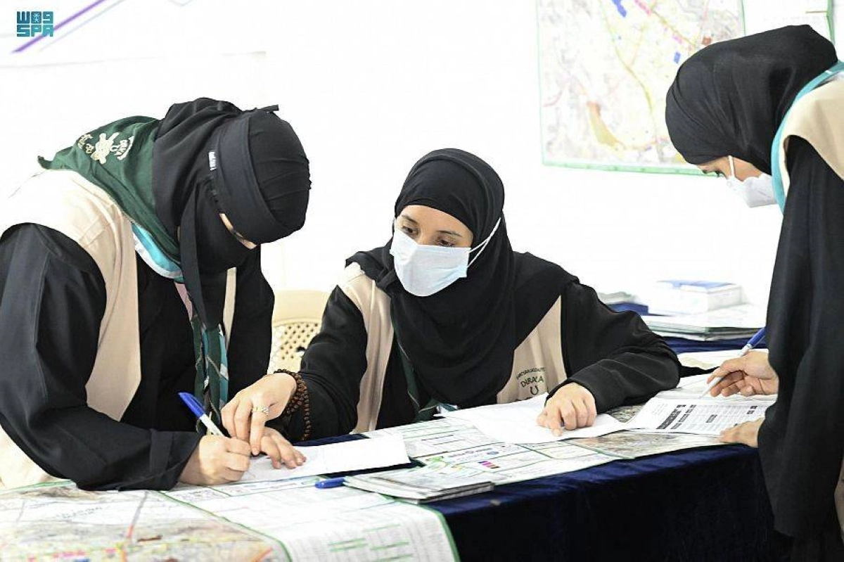  مهمة انسانية لخدمة ضيوف الرحمن (مكة)