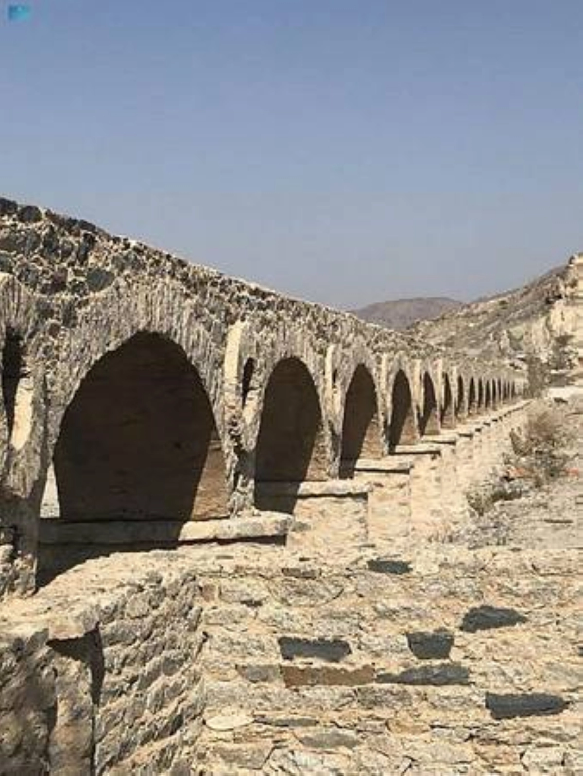 البداية كانت من عين زبيدة (مكة)