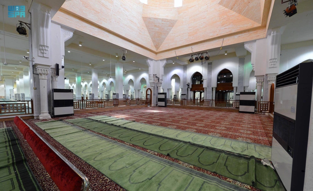 من داخل المسجد (مكة)