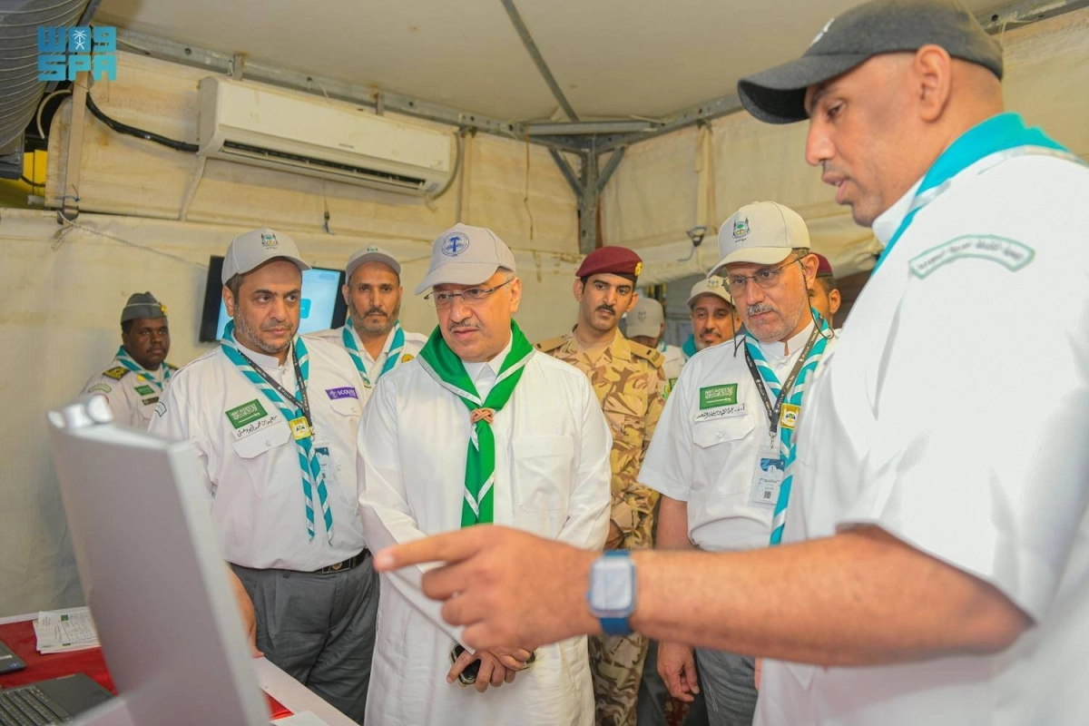 وزير التعليم يطلع على اعمال الكشافة في الحج (مكة)