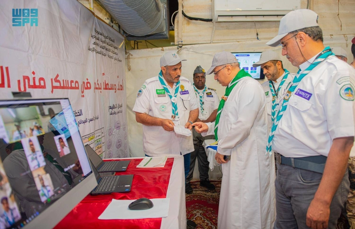 البنيان خلال تواجده في معسكر الكشافة (مكة)