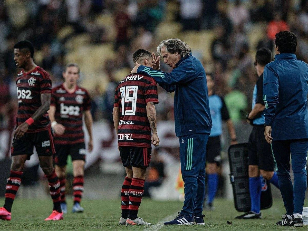 

لقطة تكشف قوة شخصية البرتغالي خورخي جيسوس