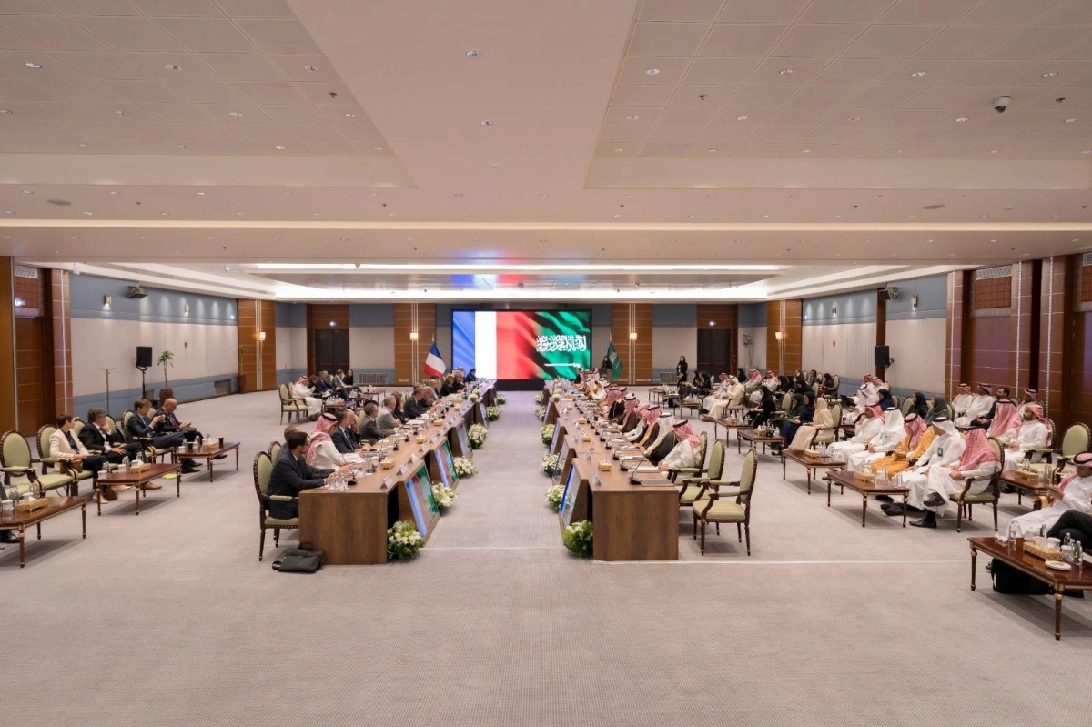 حضور اللقاء السعودي الفرنسي