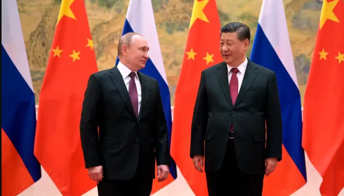 

الرئيسان الصيني والروسي                                                                                     (مكة)