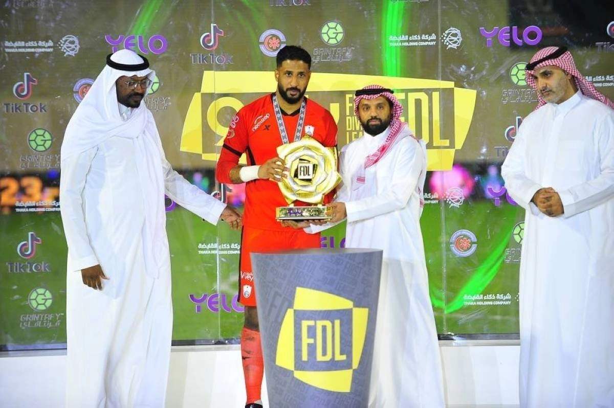 ياسر المسيليم بعد تحقيق الأهلي دوري يلو