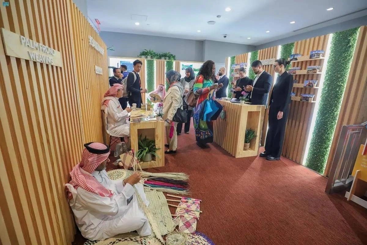 على هامش الفعاليات