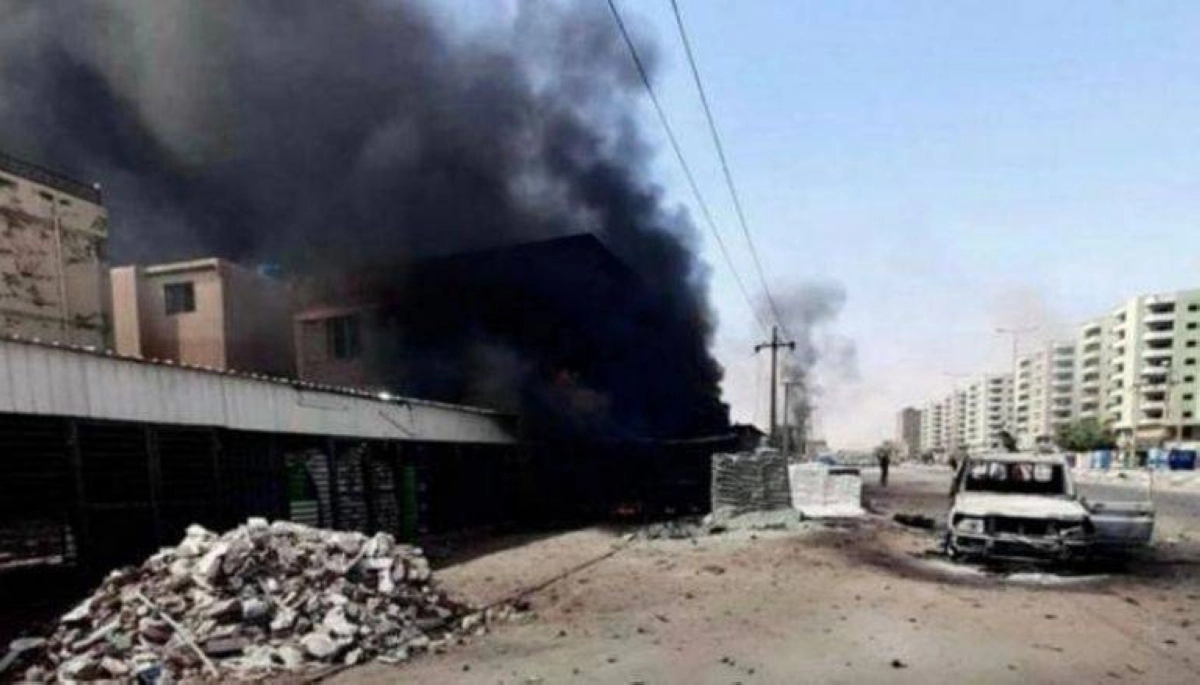 دمار كبير في أحد شوارع العاصمة