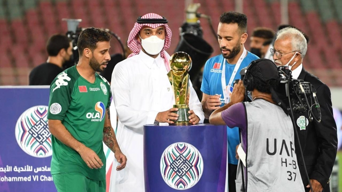 

تتويج الرجاء بكأس محمد السادس للأندية العربية                                                                 (مكة)