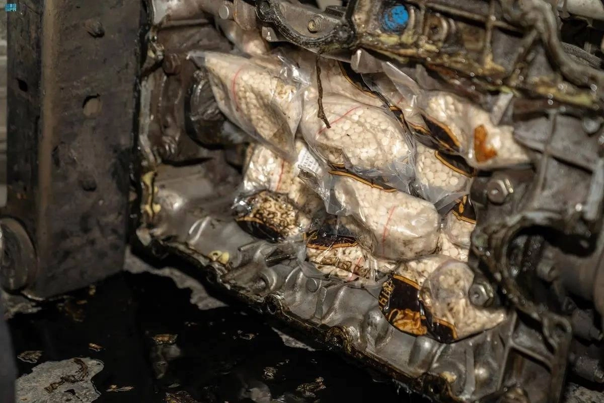 الحبوب المخدرة كانت مخبأة بمحرك المركبة (مكة)