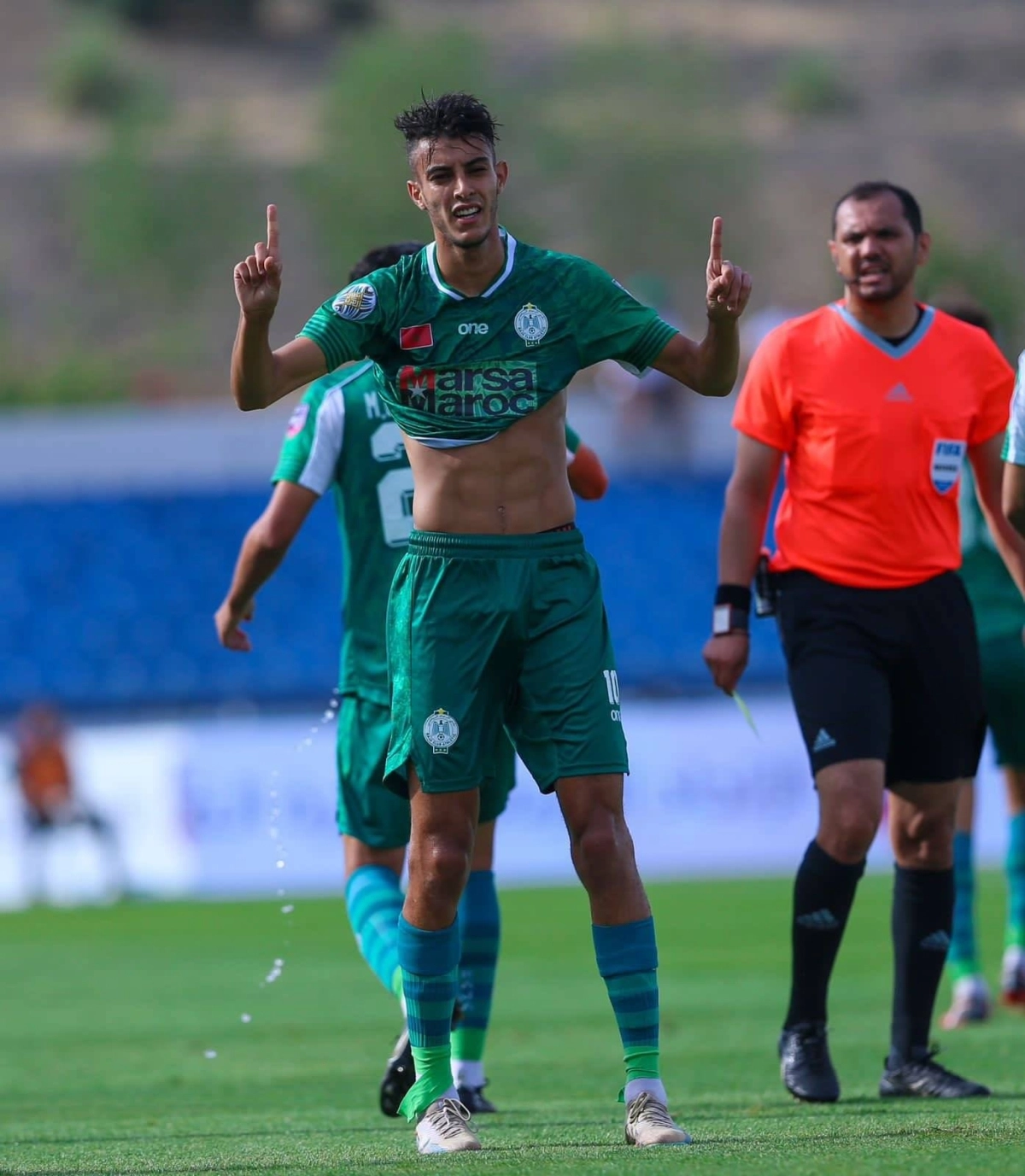 

زكريا وردي بعد تسجيله هدف الرجاء