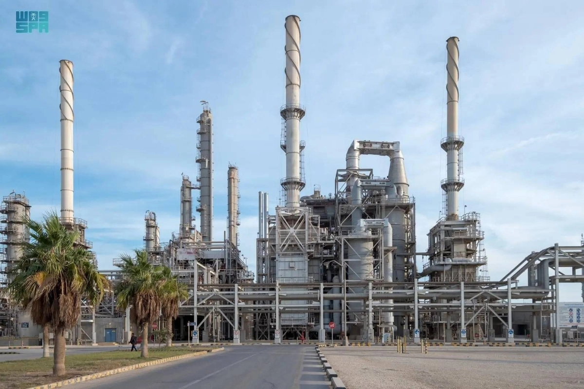 

أحد المشروعات الصناعية                                                       (مكة)