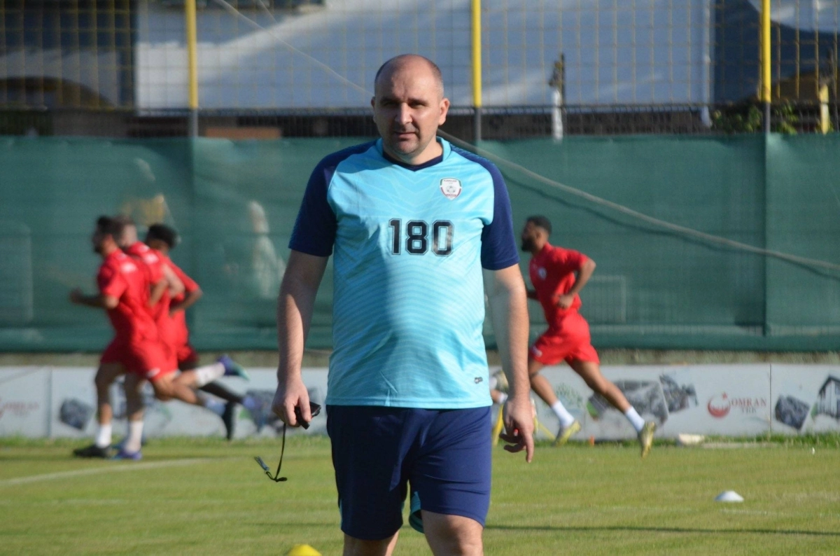 

ملادين زيزوفيتش