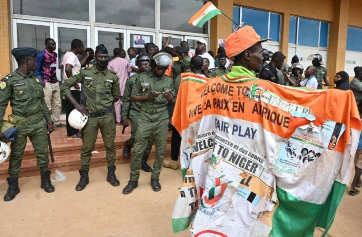 

بعض عناصر الانقلاب العسكري في النيجر                                                                                         (مكة)